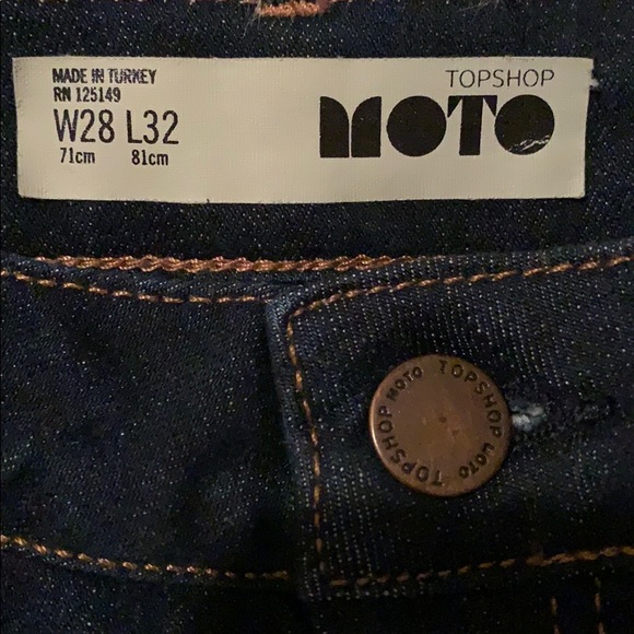 Women’s Top Shop Moto Dark Wash Flare Jeans - Picture 2 of 9